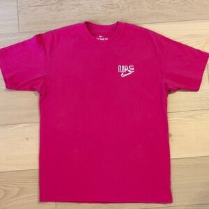 Nike Fuchsia Tee with Logo